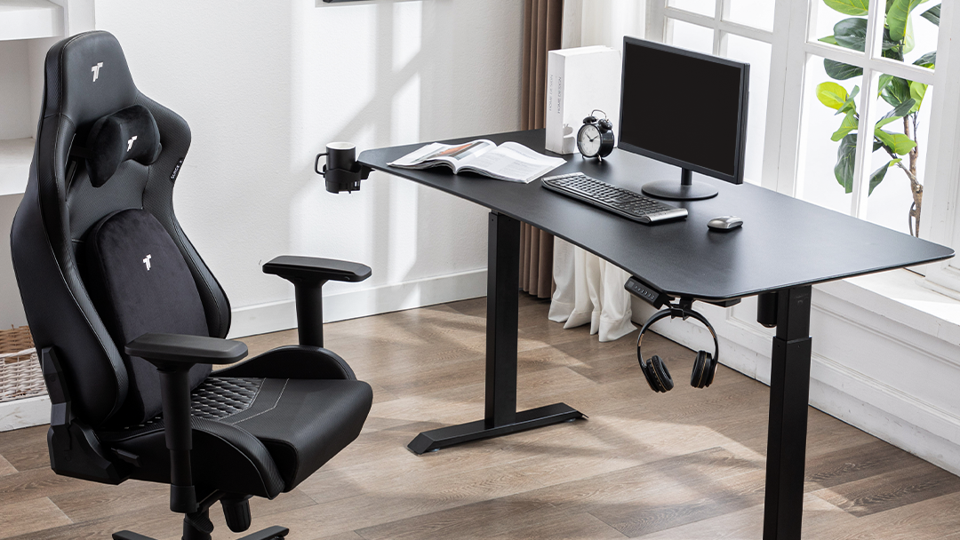 GAMING DESK